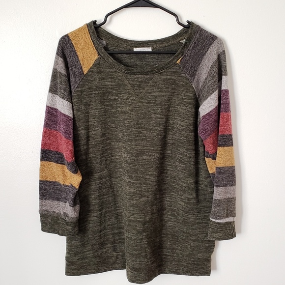 Jodifl Sweater - Picture 2 of 5